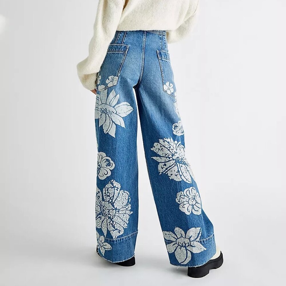 NWT Free People Blue Talia Trouser Floral Flare Denim Jeans 26 - Picture 3 of 6